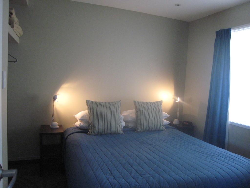 Buller Court On Palmerston 4*