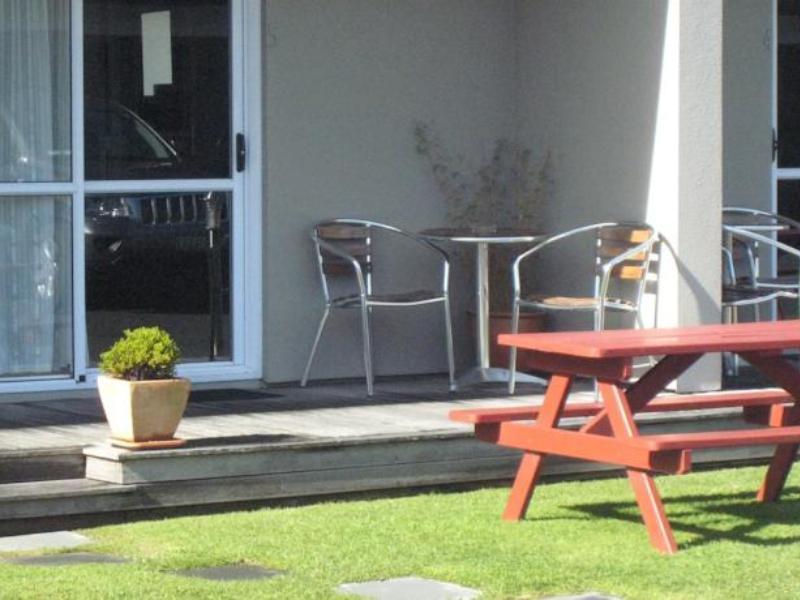 Buller Court On Palmerston